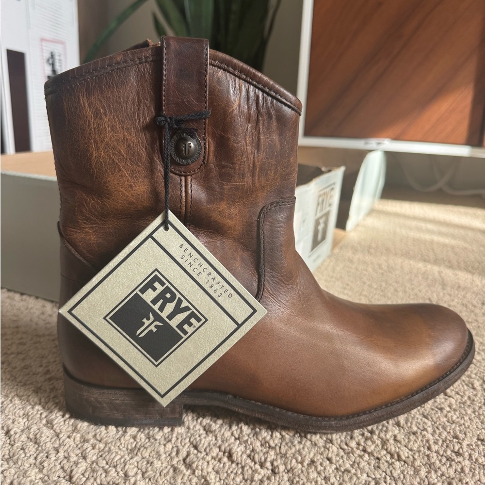 Frye Melissa Button Short Boots NWT